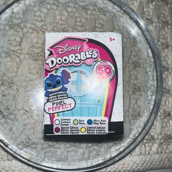 Disney Belle and Chip Doorables Pixel Perfect and Let’s Party Edition - Picture 6 of 7